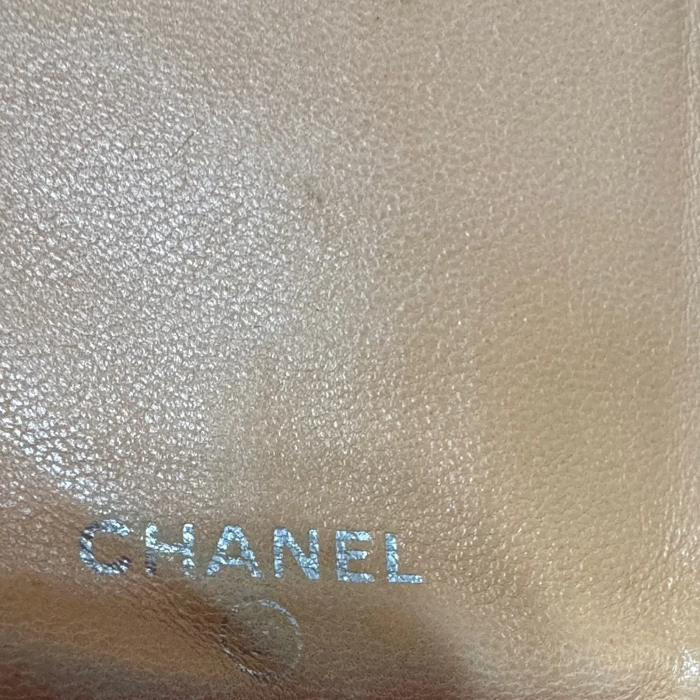 CHANEL Tan Quilted Women's Wallet 🎉🎉🎉HOST PICK 🎉🎉🎉